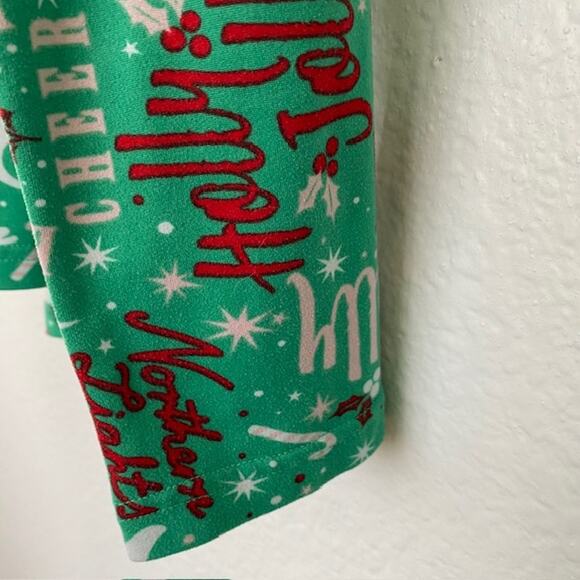 Holiday Pajama Set Christmas Greetings Red, White & Green Joyspun Women's Medium - Picture 7 of 13